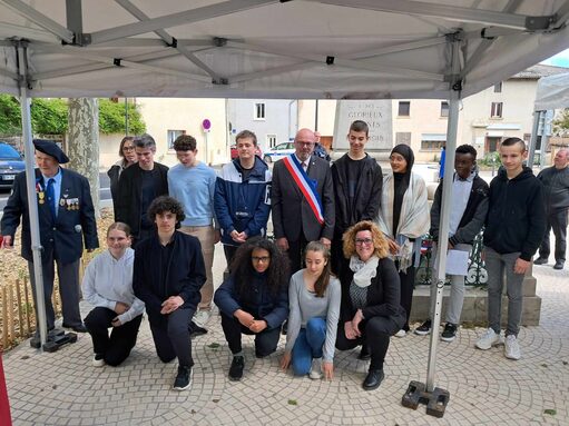 Les collegiens parlent aux collégiens.jpg